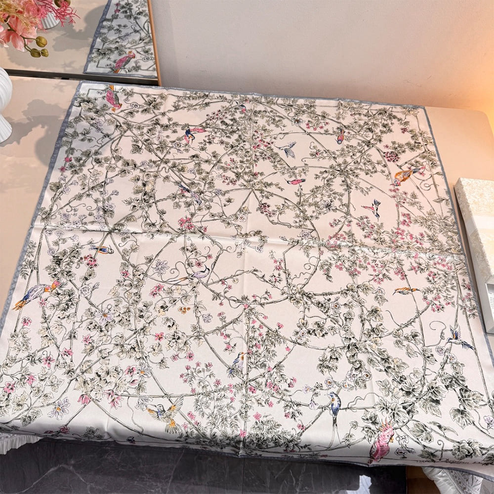 D10r Jardin D-Étoile 90 square scarf