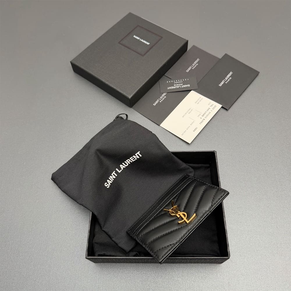 CASSANDRE MATELASS?? card case in lambskin(HIGH-END GRADE)