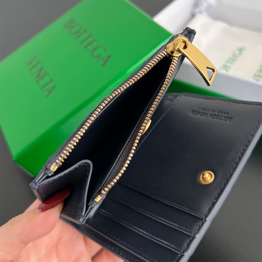 Intrecciato Small Bi-Fold Wallet(HIGH-END GRADE)