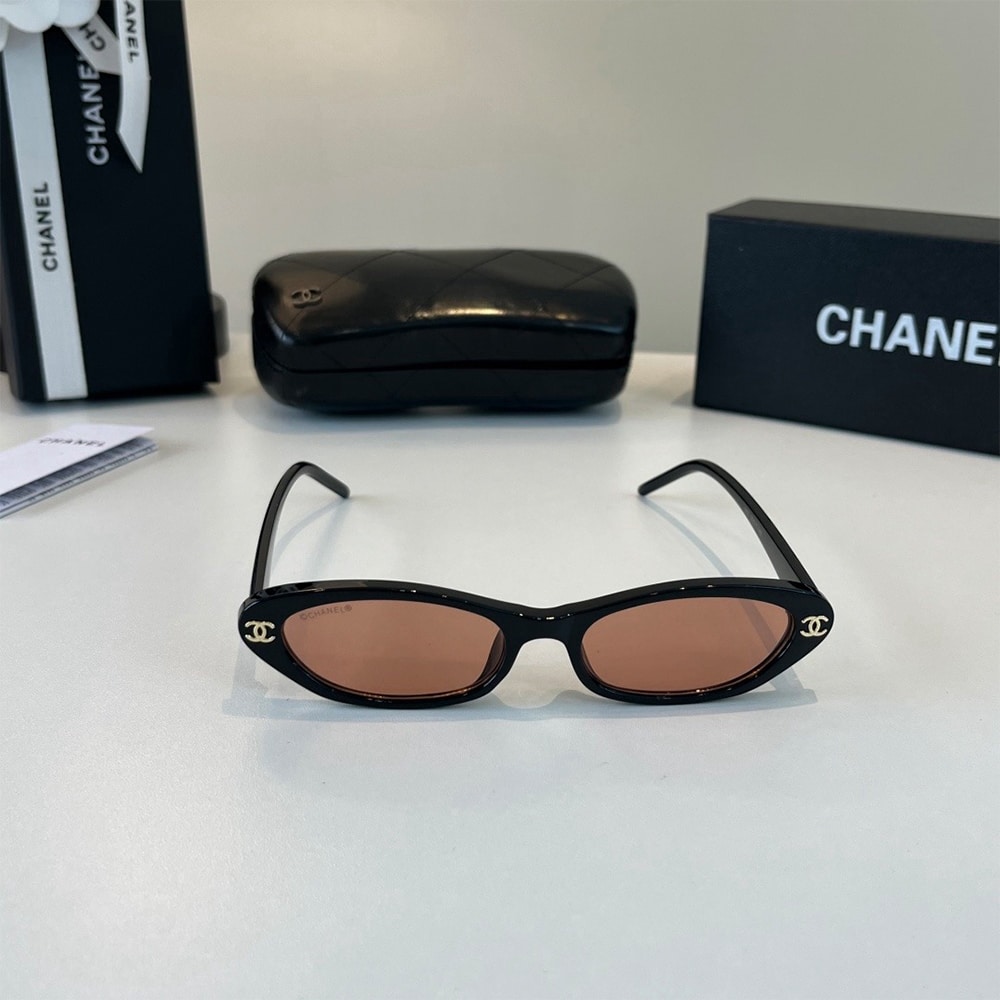 Ch**el Sunglasses