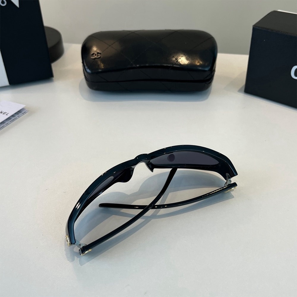 Ch**el Sunglasses