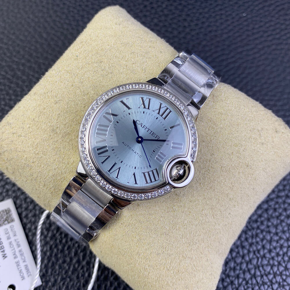 Ca*t1er 33mm Ballon Bleu de Ca*t1er watch