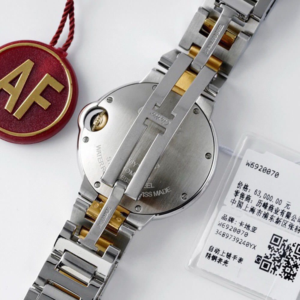 Ca*t1er 33mm Ballon Bleu de Ca*t1er watch