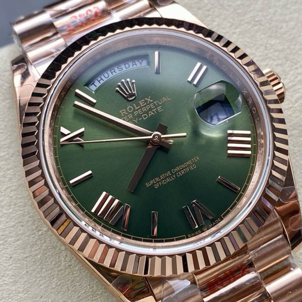 R01ex Day-Date 40