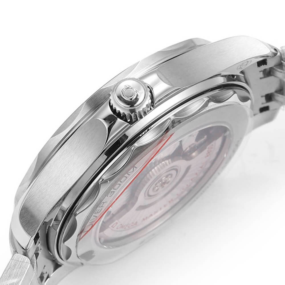0me*ga Seamaster Diver 300M