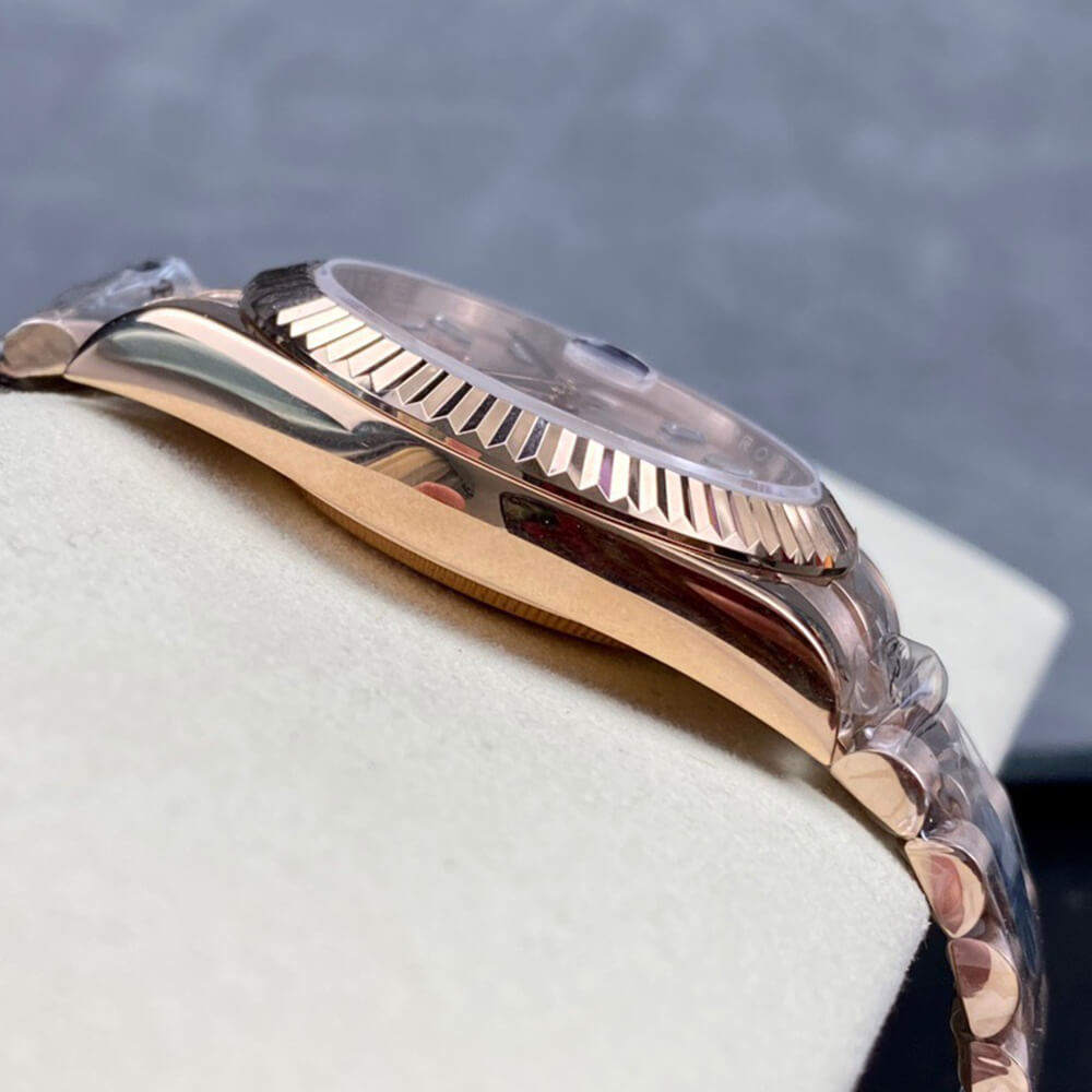 R01ex Day-Date 40