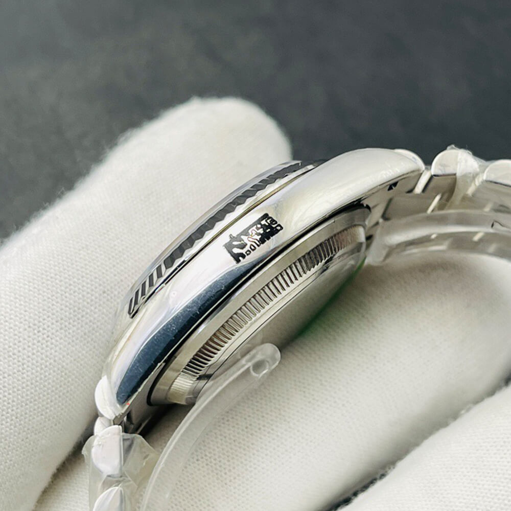 R01ex Day-Date 40