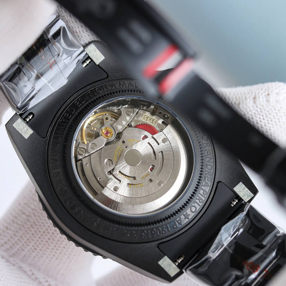 R01ex Submariner Labubu