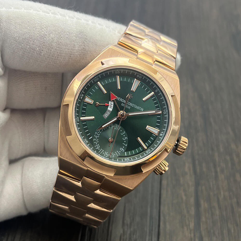 Vacheron C0nstan1n Overseas dual time
