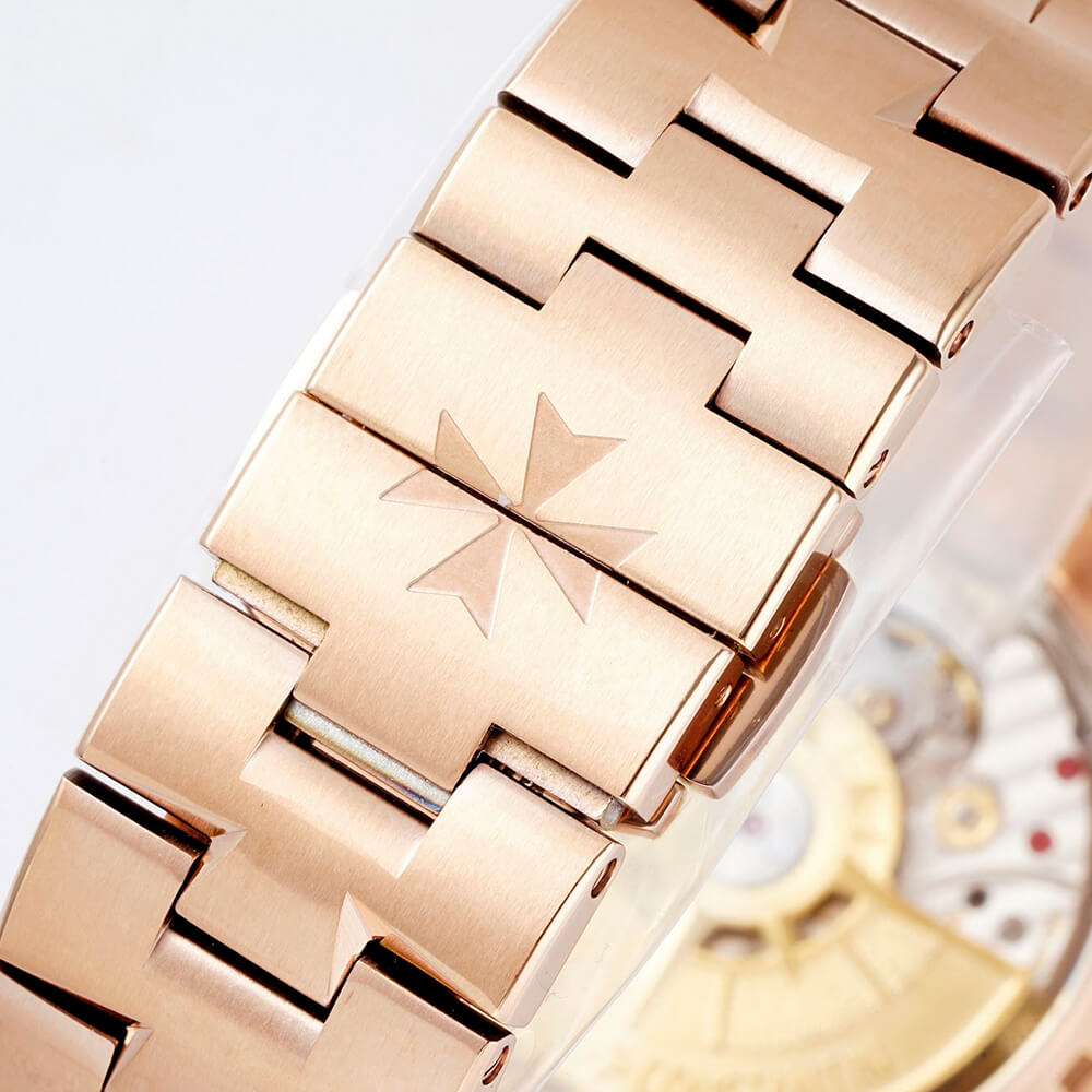Vacheron C0nstan1n Overseas