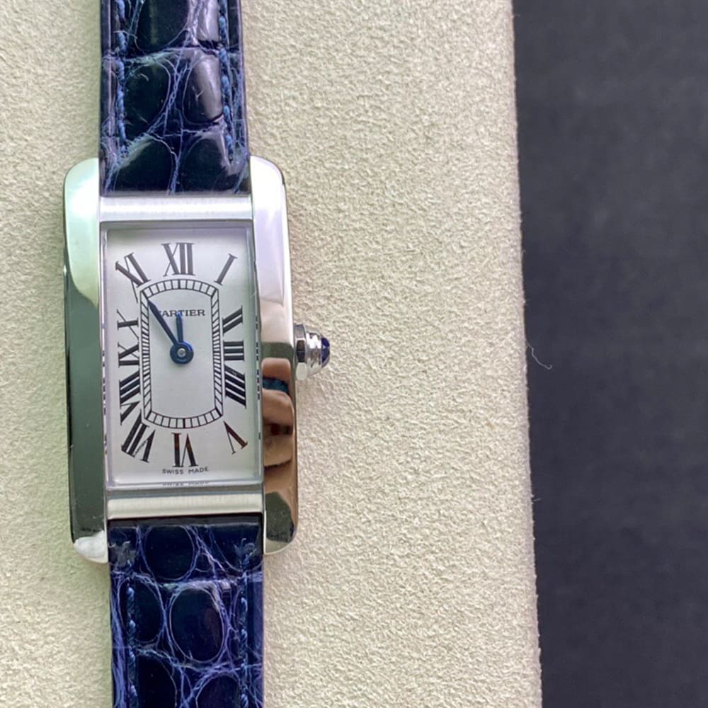 Ca*t1er Tank Americaine watch