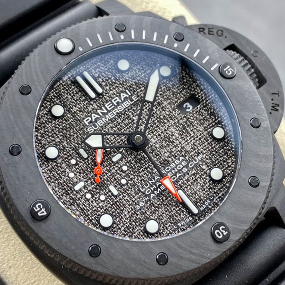 Pa*e*a1 Submersible Carbotech