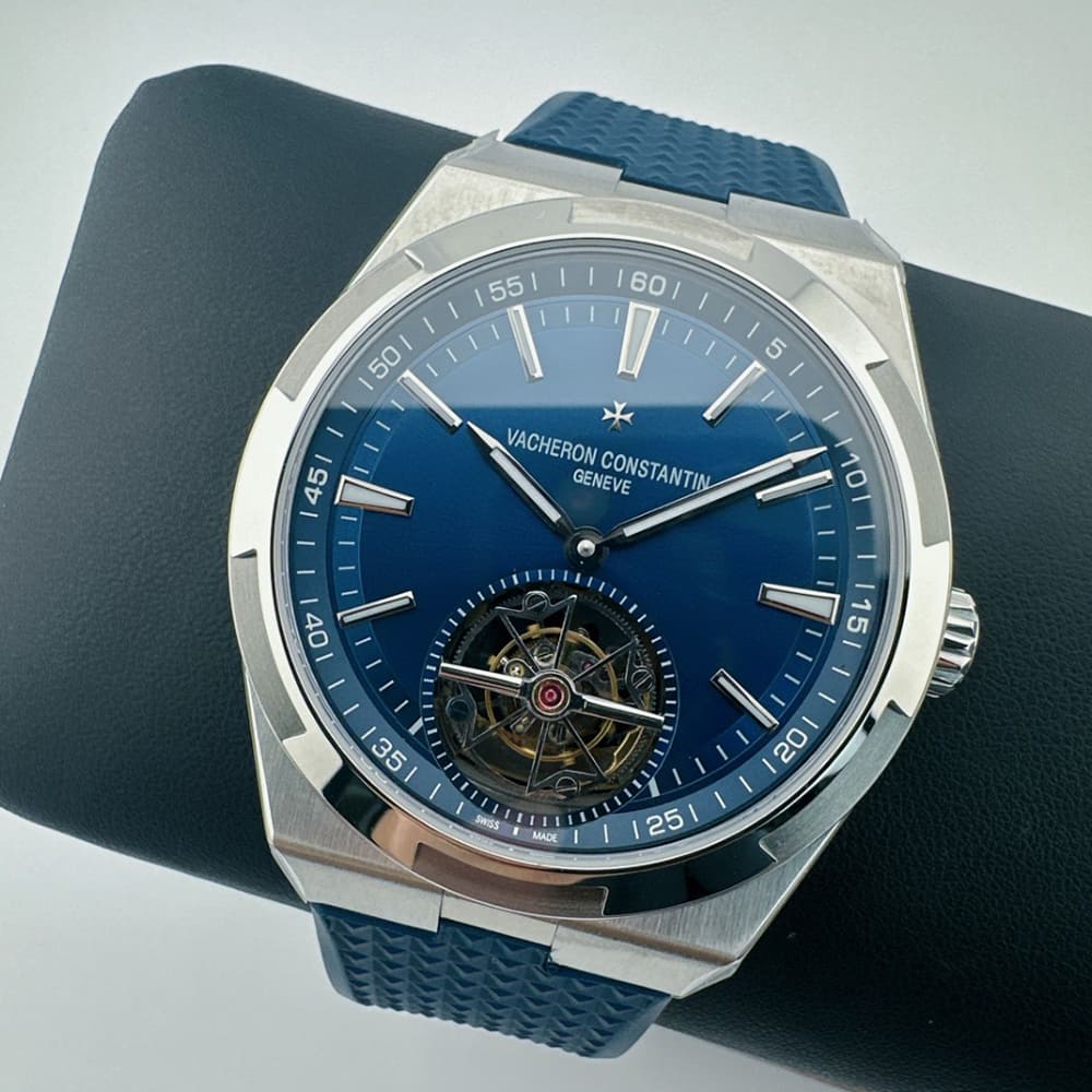 Vacheron C0nstan1n Overseas Tourbillon