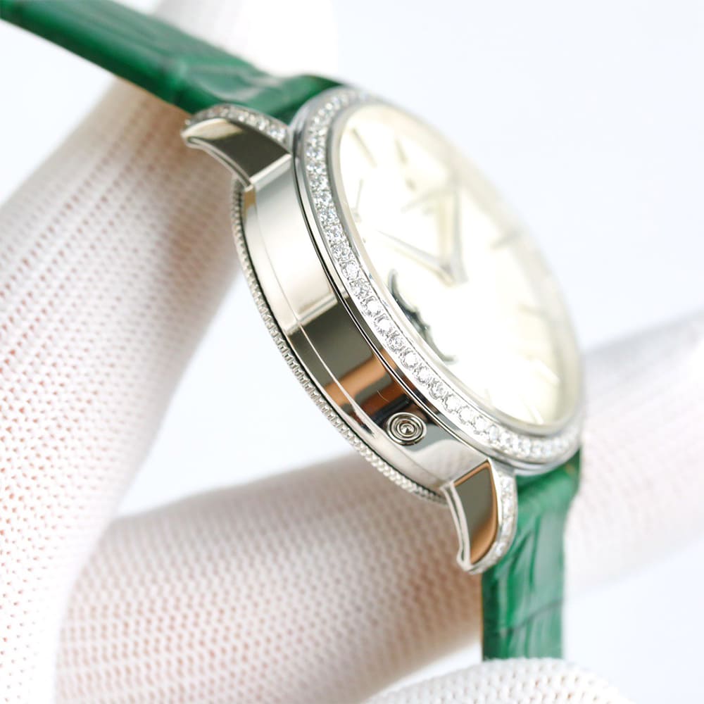 Vacheron C0nstan1n Traditionnelle Moon phase