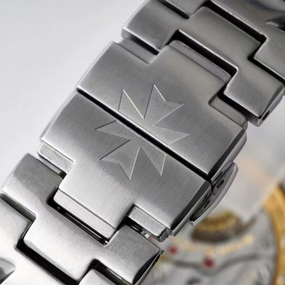 Vacheron C0nstan1n Overseas Tourbillon