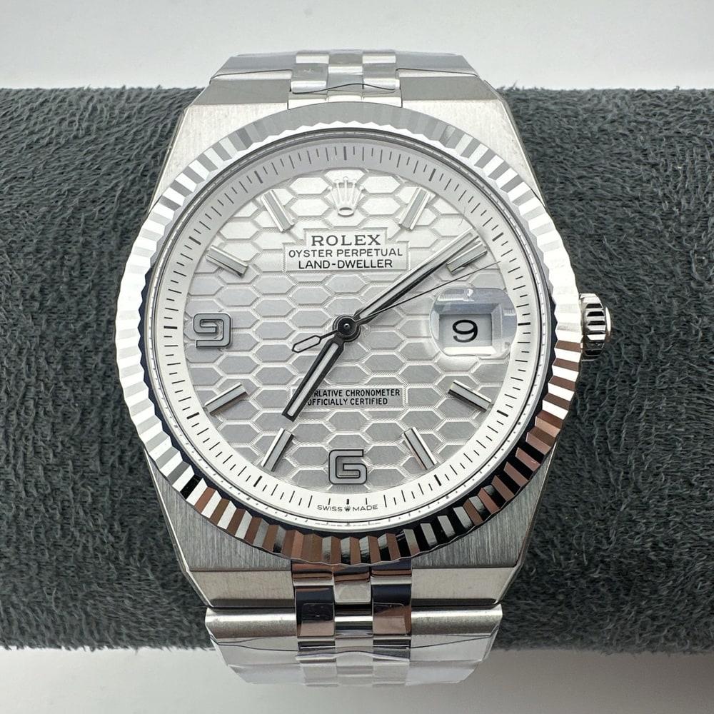 R01ex Land-Dweller 40