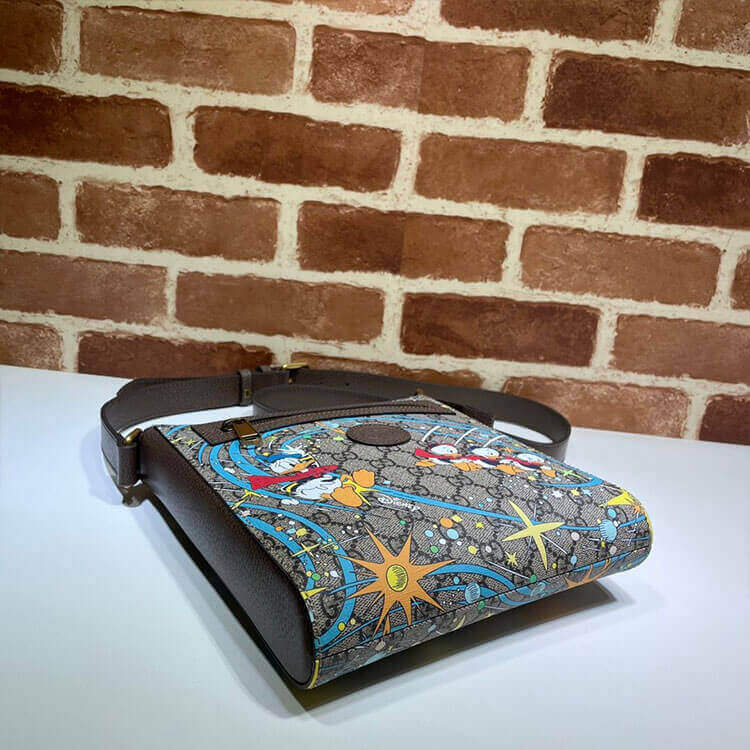 Disney x Gvc*1 Donald Duck Messenger Bag