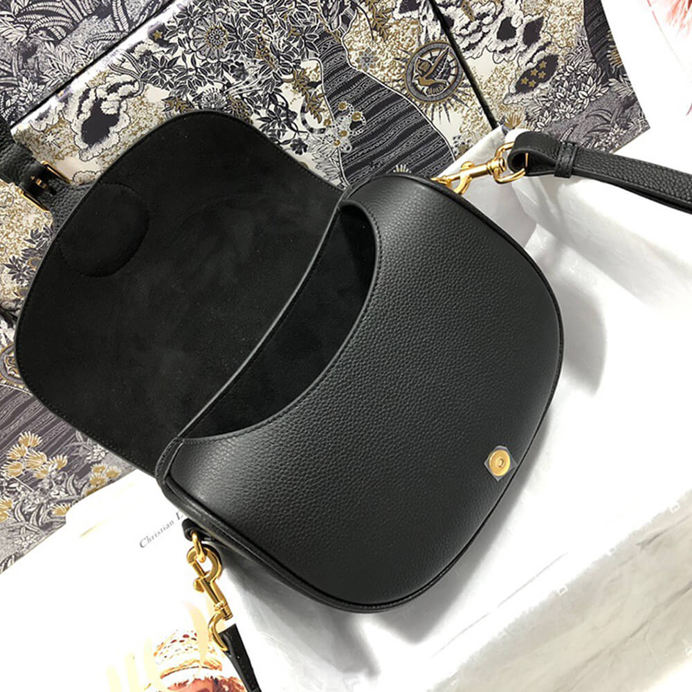 MEDIUM D10r BOBBY BAG