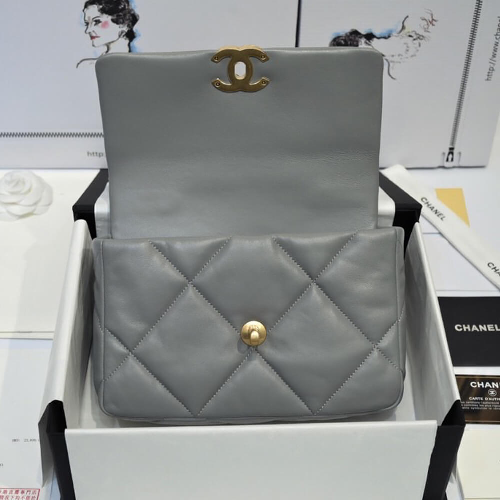 Ch**el 19 HANDBAG