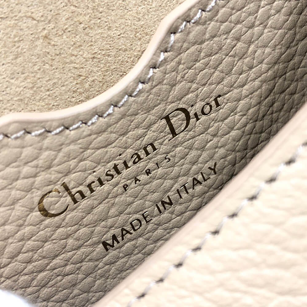 MEDIUM D10r BOBBY BAG