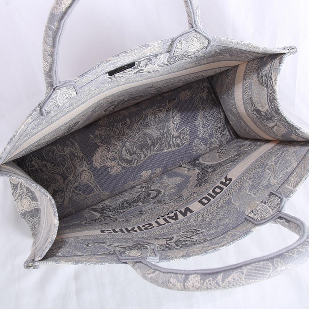 LARGE D10r BOOK TOTE