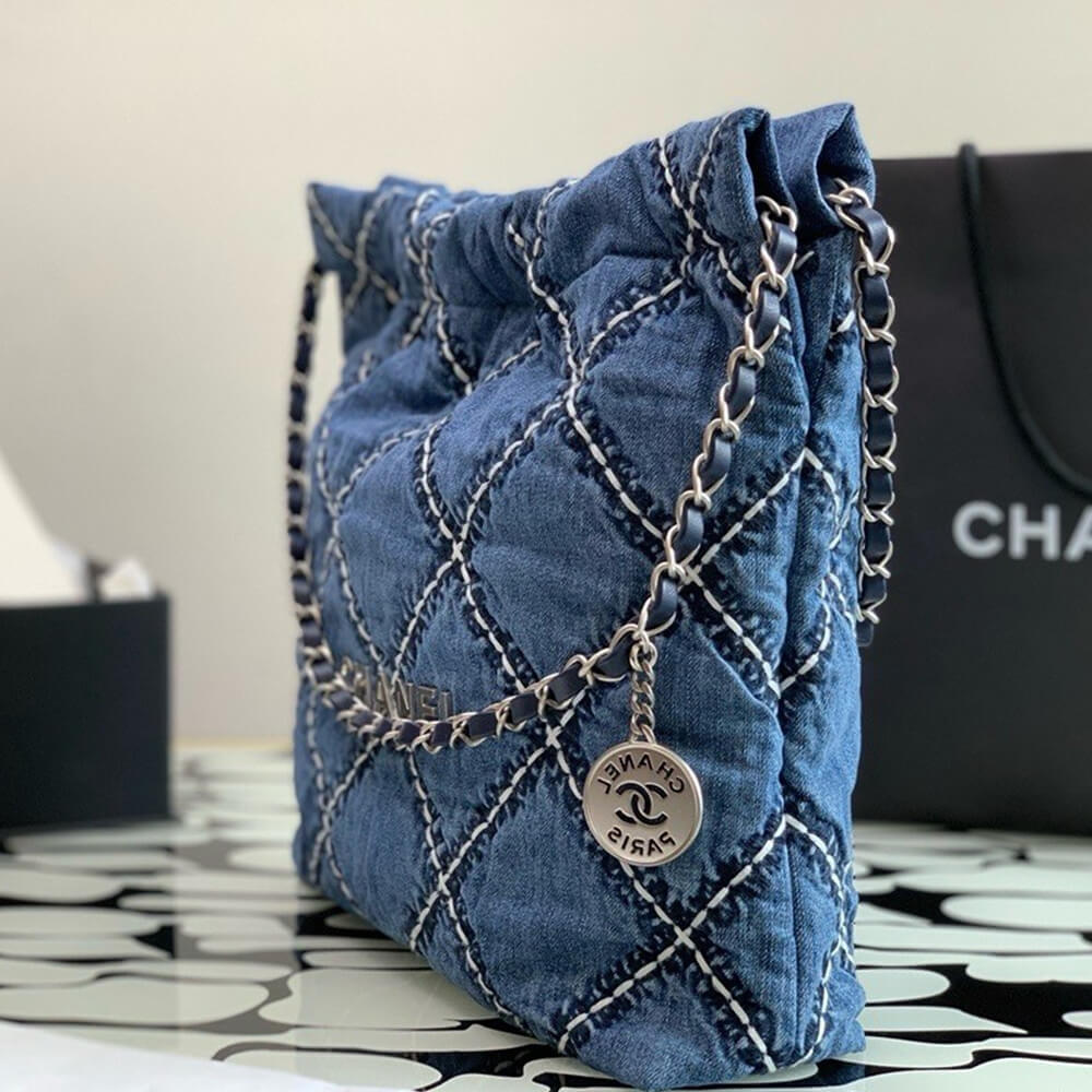 Ch**el 22 HANDBAG