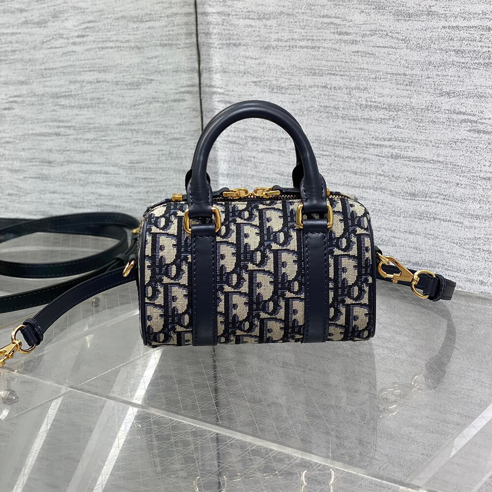 D10r Groove 16 Bag
