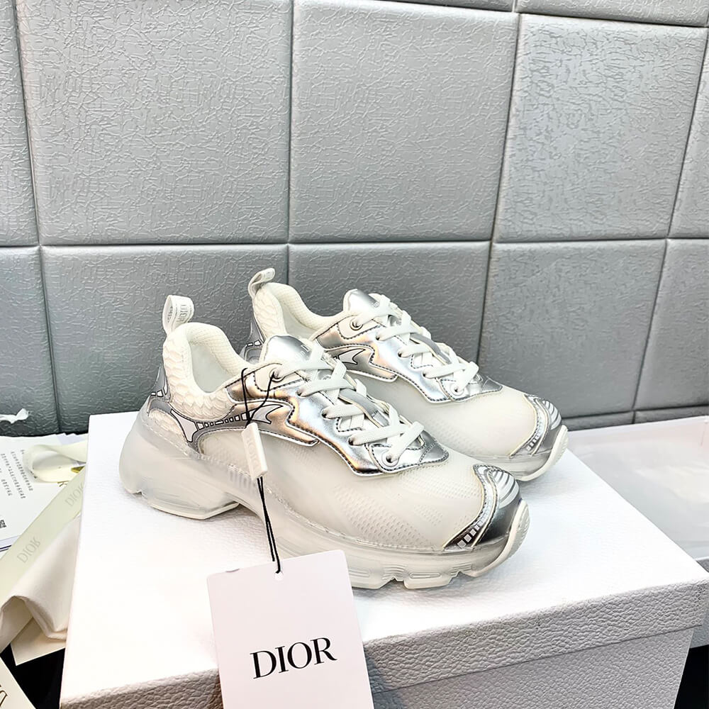 D10r VIBE SNEAKER