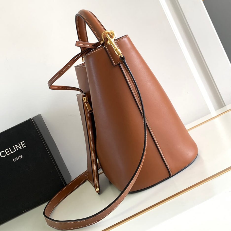 Ce1i*e MEDIUM L0visE BAG in SMOOTH CALFSKIN