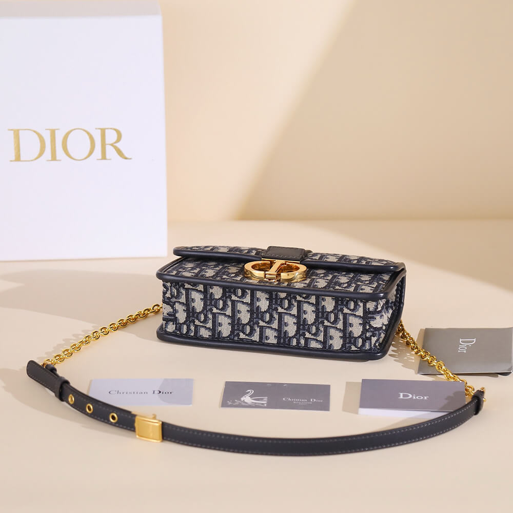 D10r 30 Montaigne East-West Bag with Chain
