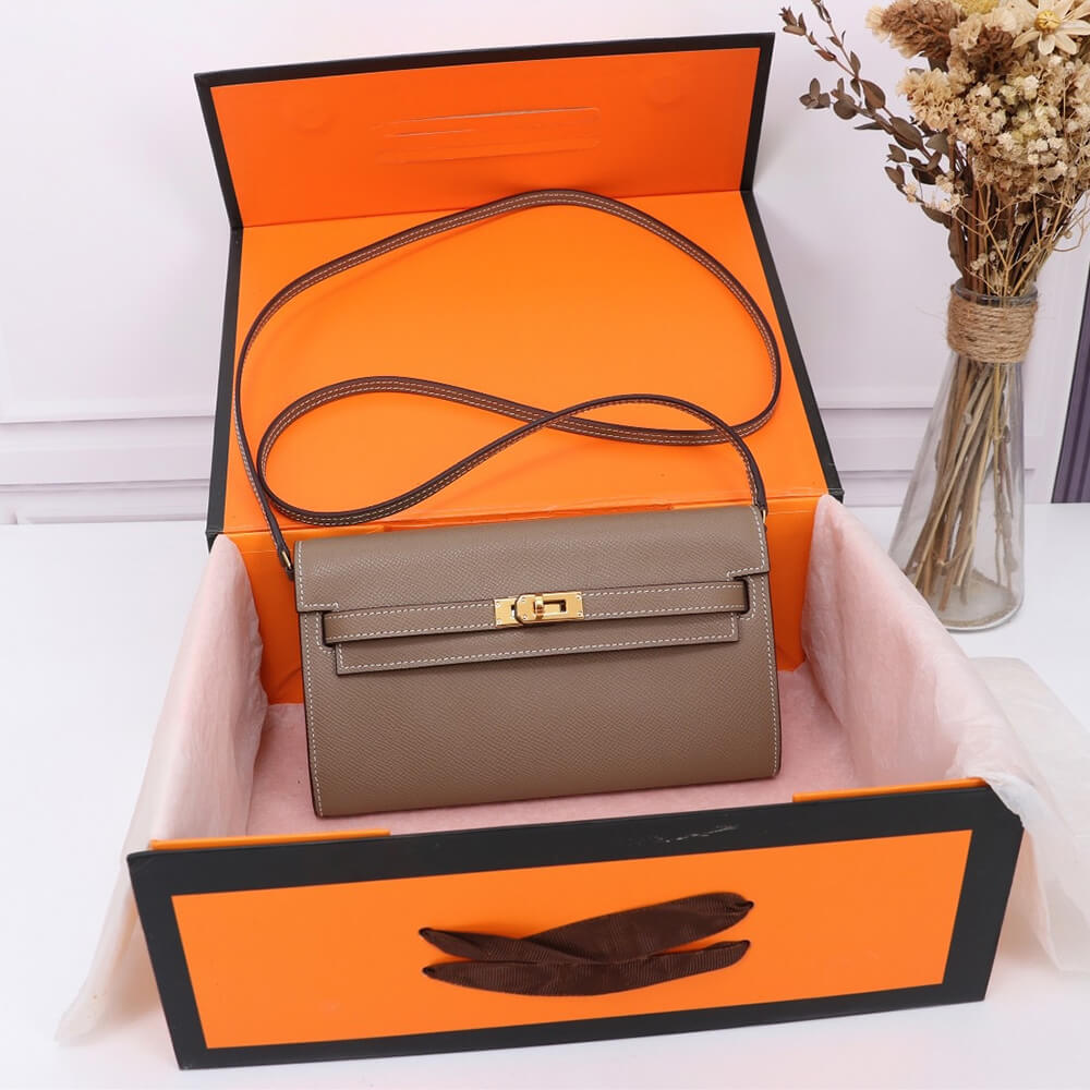 H**me5 Kelly Classique To Go wallet